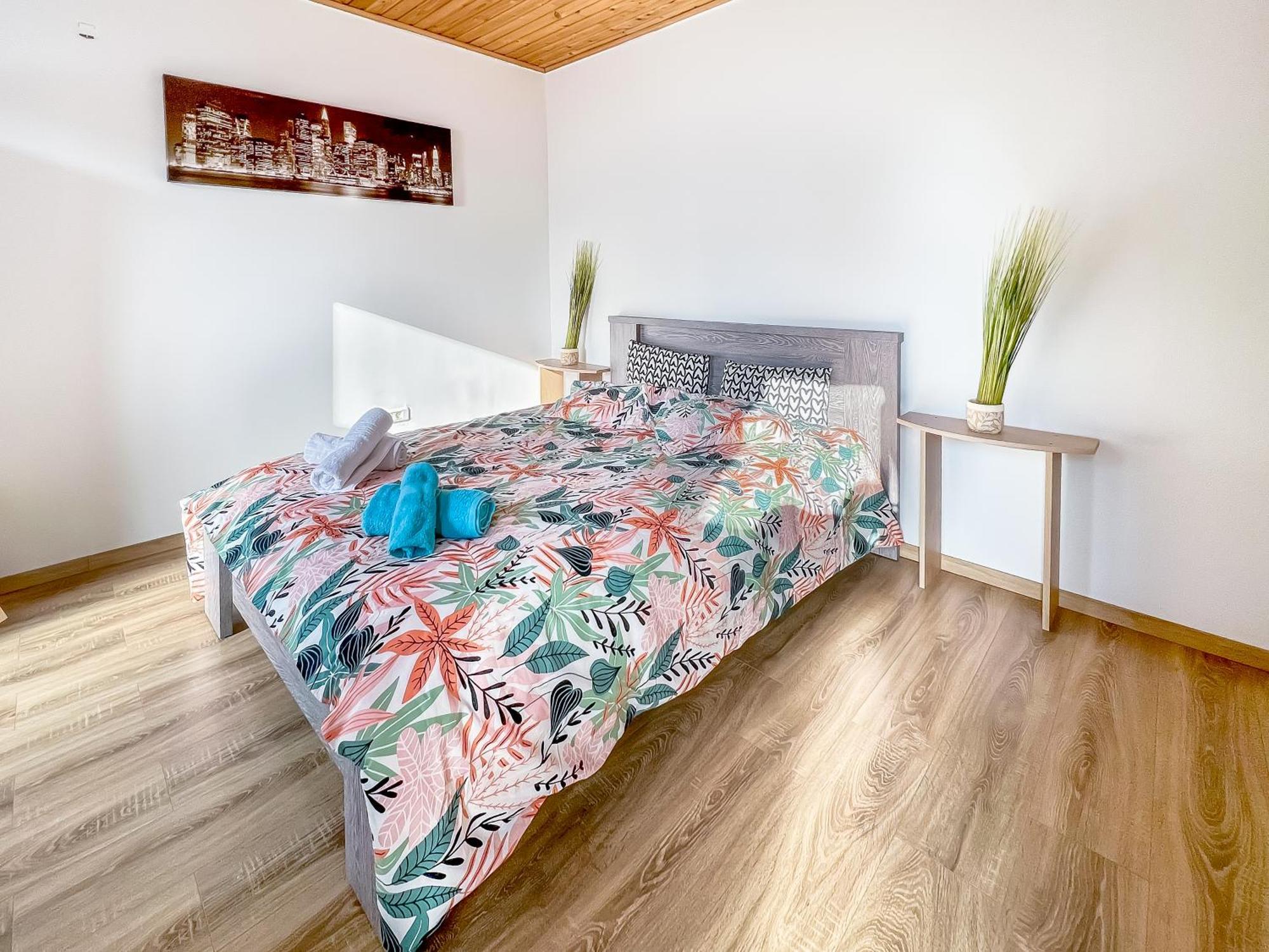 L'Eden Carolo - Netflix, Wi-Fi, 10Min Aeroport, Parking Gratuit Lägenhet Dampremy Exteriör bild
